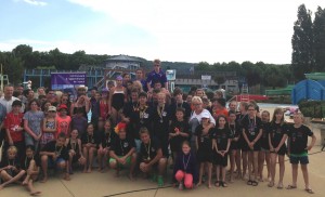 SchwimmerInnen des SV Gerlingen mit ihren französischen Partnern